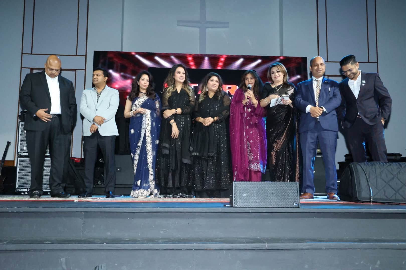 নিউ ইয়র্কে সঙ্গীত তারকাদের মিলনমেলা: সুরের জালে শ্রোতাদের বাঁধলেন ইমরান, কনা ও ঝিলিক