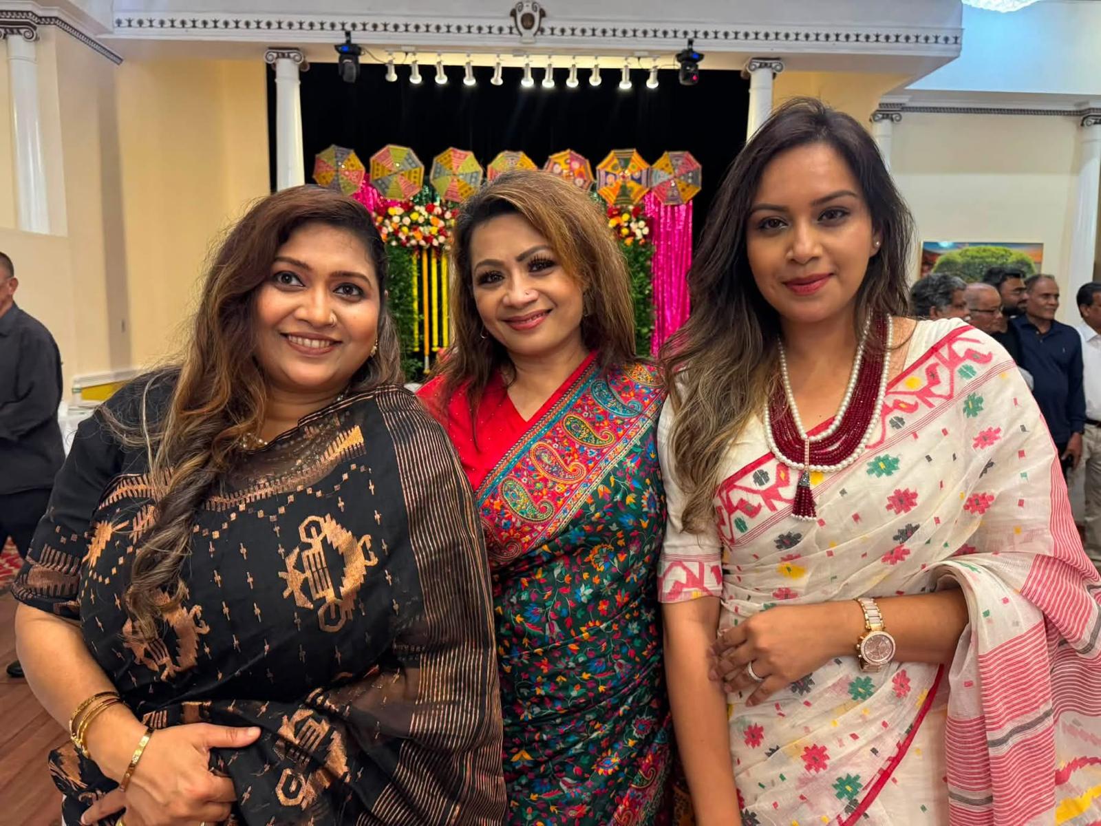 সংবাদ সম্মেলনে সঙ্গীতের সুর, শেষে কেক কেটে বিবাহবার্ষিকী উদযাপন লং আইল্যান্ড সিটির মিউজিক্যাল নাইটের প্রস্তুতিতে আগ্রা প্যালেসে ব্যতিক্রমী আয়োজন