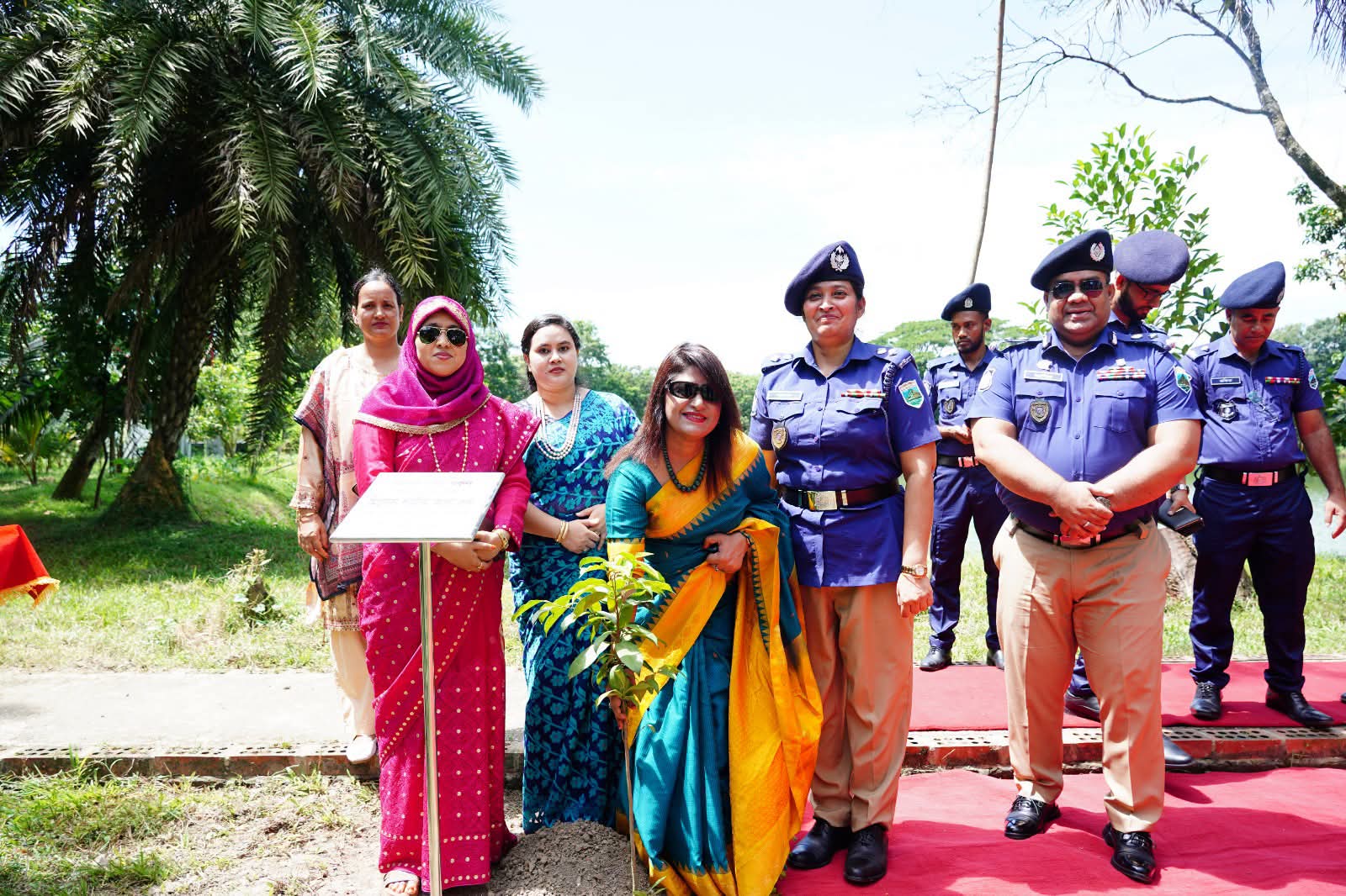 রাজশাহী রেঞ্জ পুনাক উপদেষ্টা, বৃক্ষরোপণ ও মাছের পোনা অবমুক্তকরণ কর্মসূচি পালন এবং জয়পুরহাট পুনাক কার্যালয় পরিদর্শন