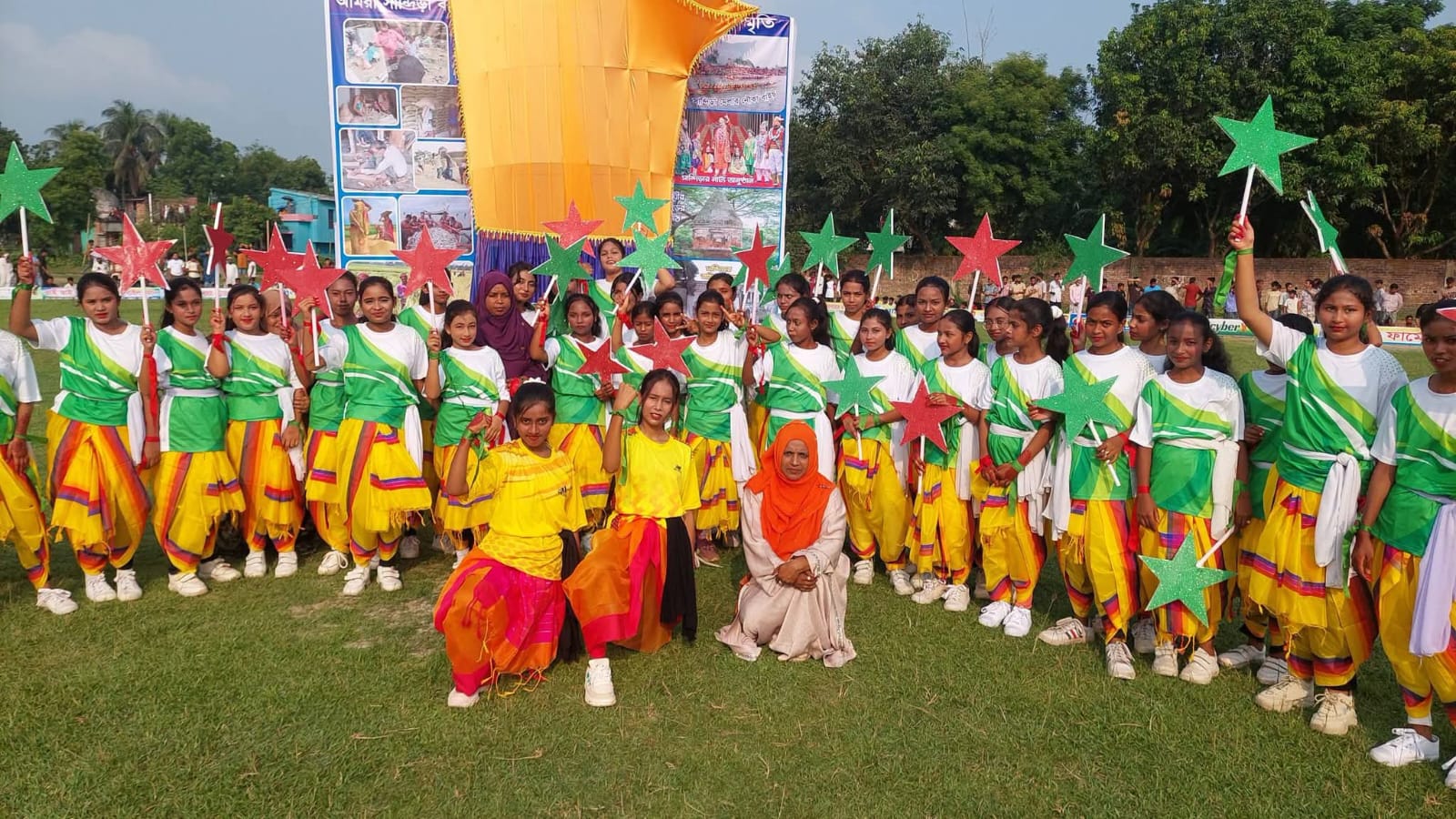 সান্তাহারে ফুটবল টুর্নামেন্টের শুভ উদ্বোধন