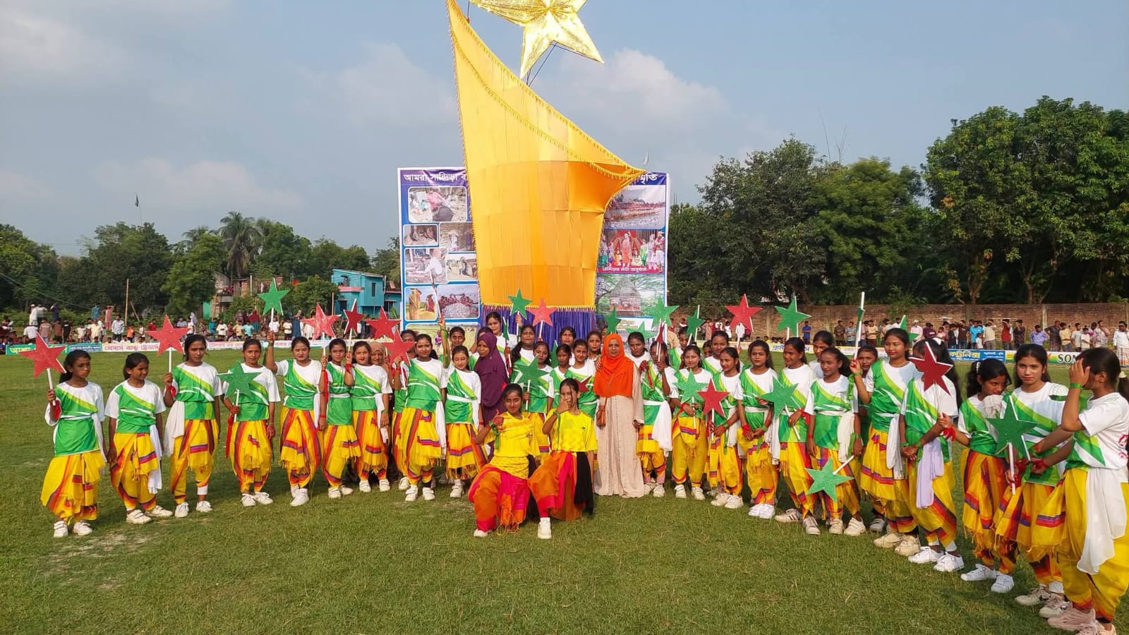 সান্তাহারে ফুটবল টুর্নামেন্টের শুভ উদ্বোধন