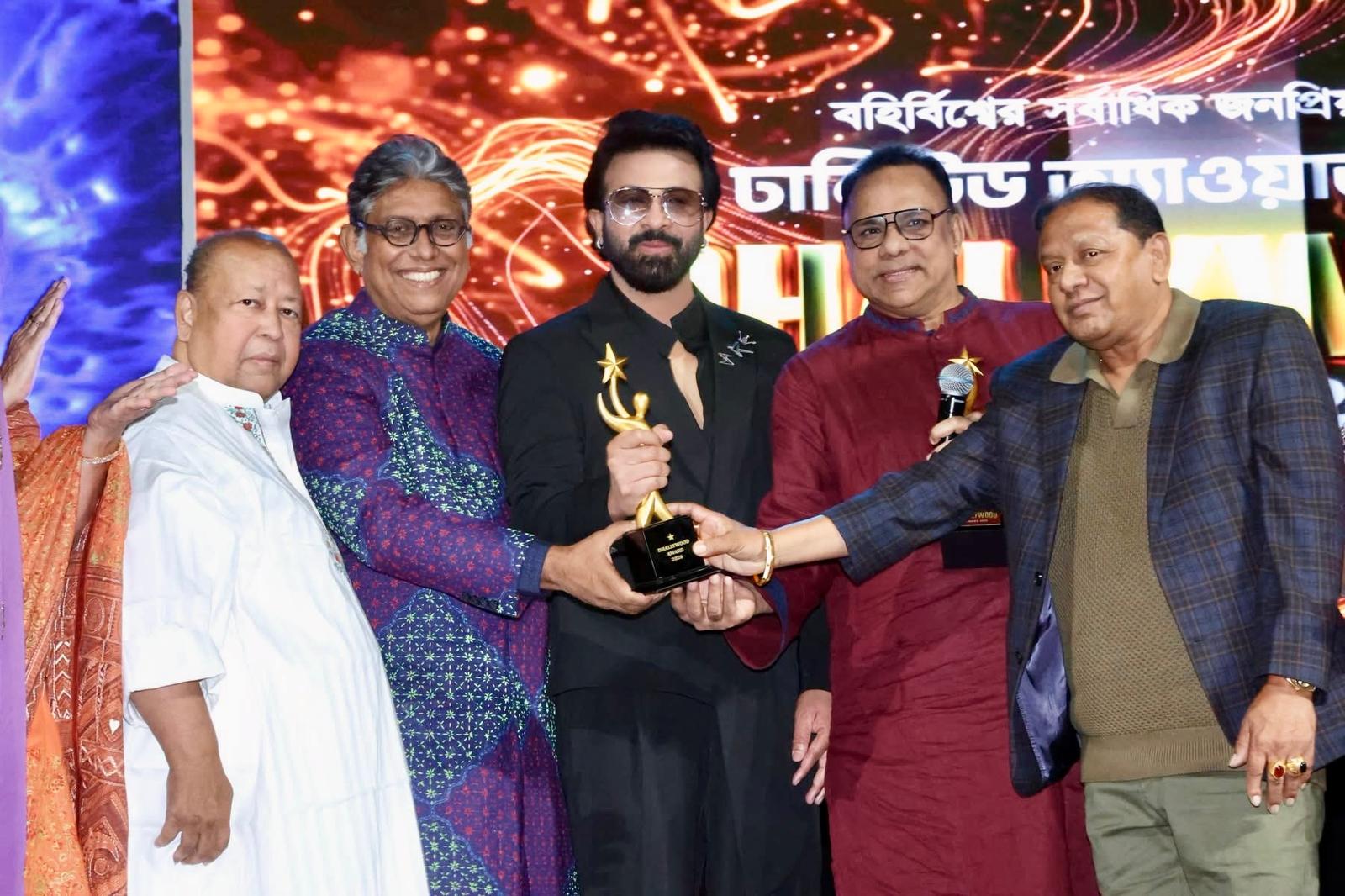 সাগর ভাই এসে আলোকিত করলেন ঢালিউড উৎসব - আকবর হায়দার কিরন