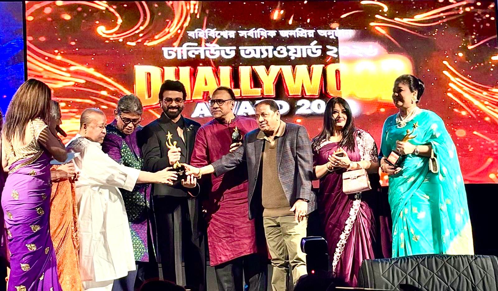 সাগর ভাই এসে আলোকিত করলেন ঢালিউড উৎসব - আকবর হায়দার কিরন