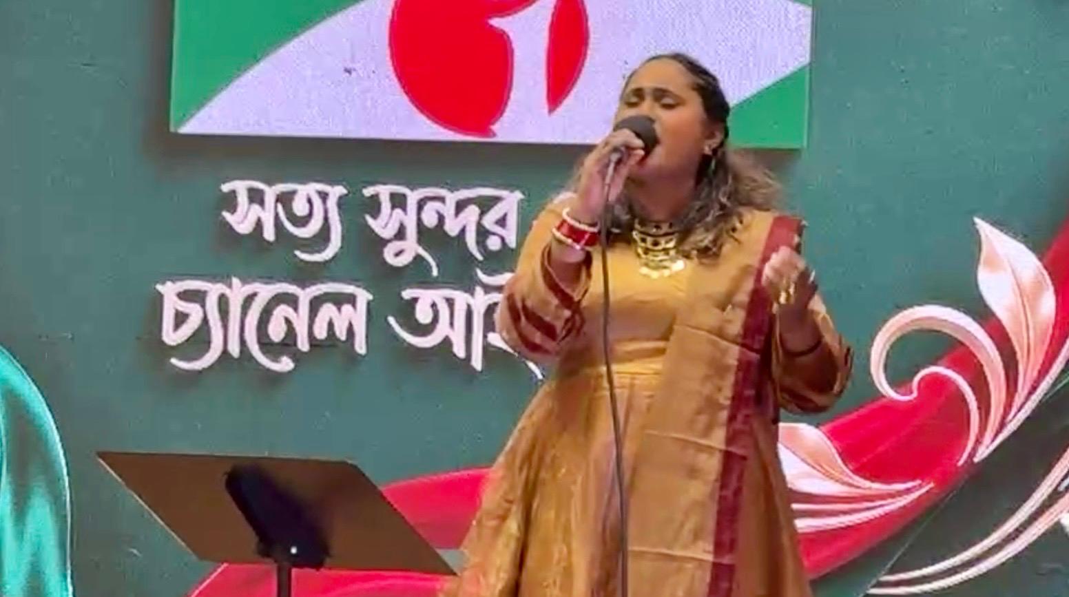 নিউইয়র্কে চ্যানেল আই ‘বেস্ট সিঙ্গার’ সম্মাননা পেলেন রন্টি দাশ
